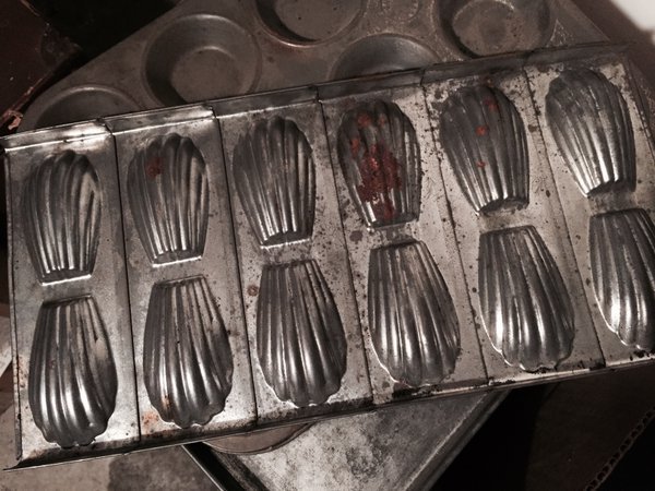 So, yes, in Madeleine’s cellar, there’s a tin dedicated to baking… madeleines #MadeleineprojectEN https://t.co/PIlGGttSEM